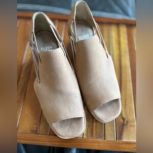 Eileen Fisher Nikki Peep Toe Block Heel Sandal Size 6.5 EUC